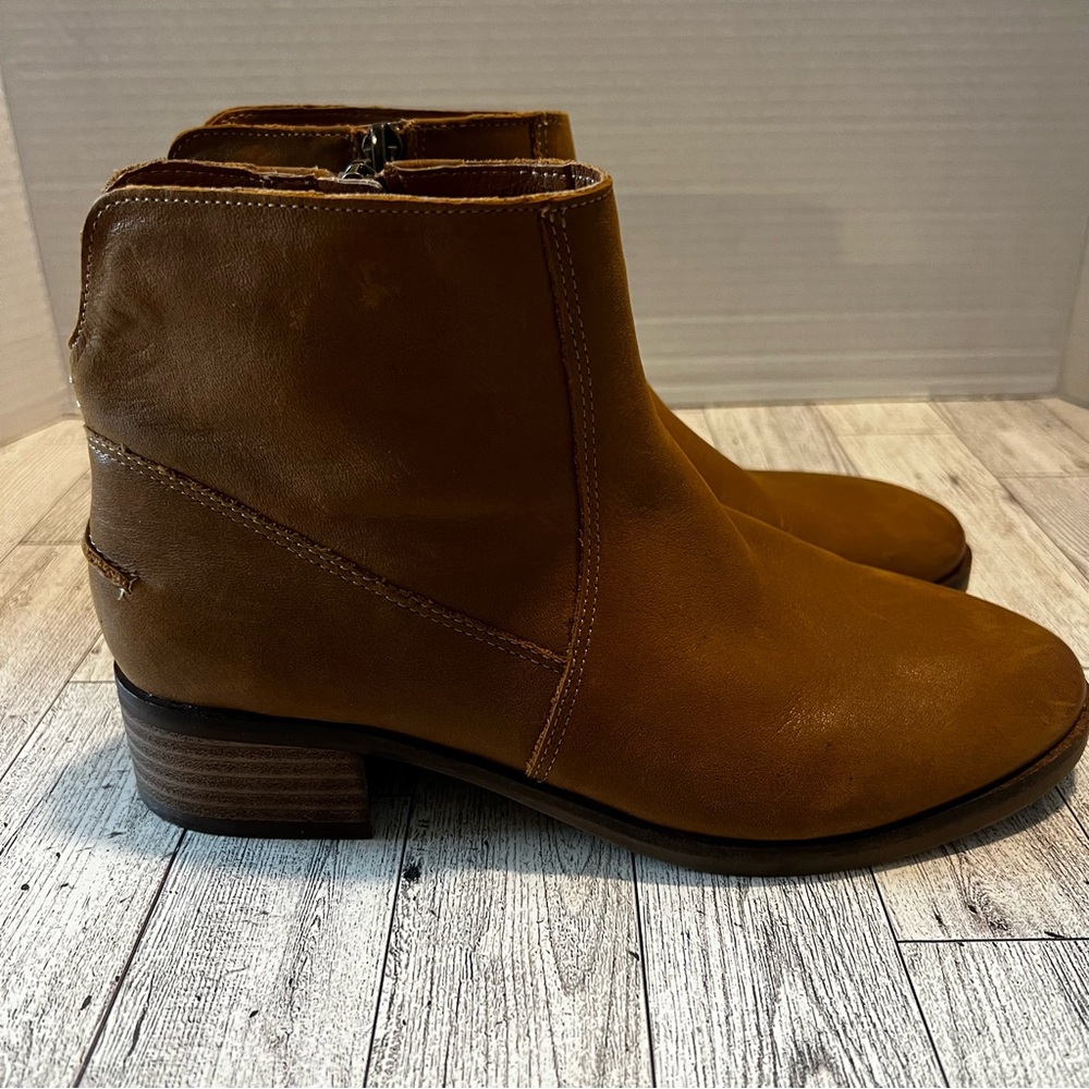 Lucky Brand Pedera Leather Ankle Boots Brown Stacked Heel Side Zip Bootie 7M